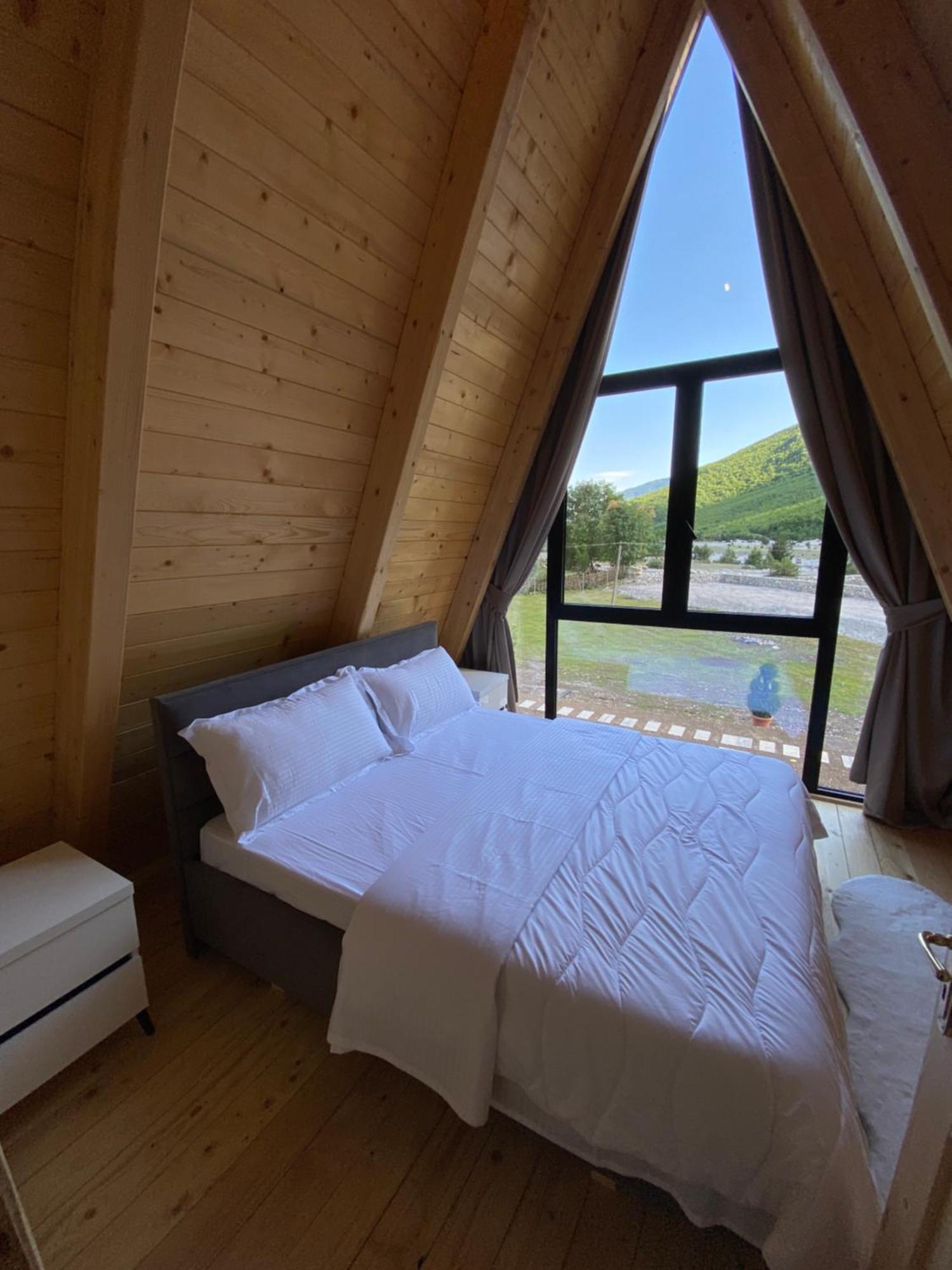 Monark Villas Shkoder Exterior photo